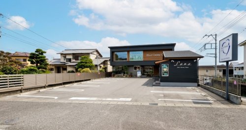 病院　ハートデンタルクリニック（病院）まで356m