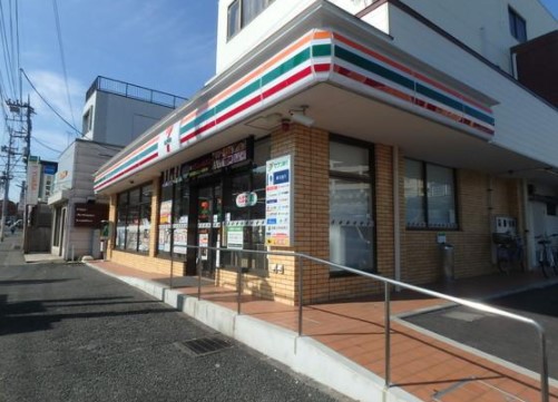 コンビニ　セブンイレブン 川崎高津野川店（コンビニ）まで736m
