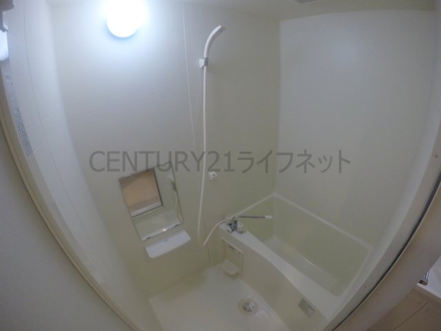 地下鉄御堂筋線 江坂駅 徒歩8分 7階建 築19年の風呂写真