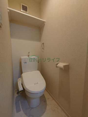 トイレ　別部屋引用