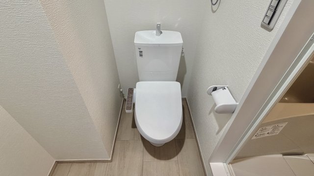 メリディアン台原7丁目壱番館の玄関写真