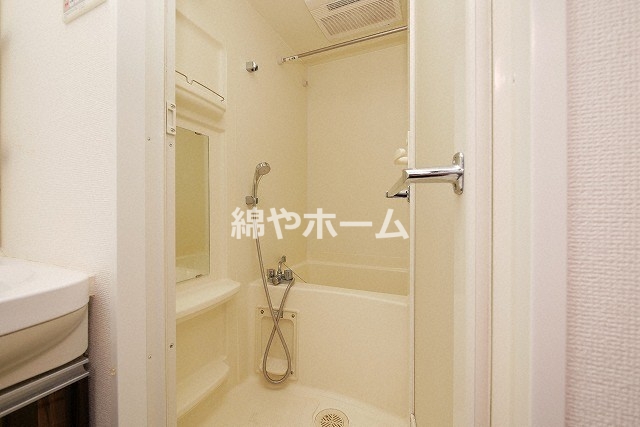 バス・シャワールーム　日々の暮らしに欠かせないお風呂です