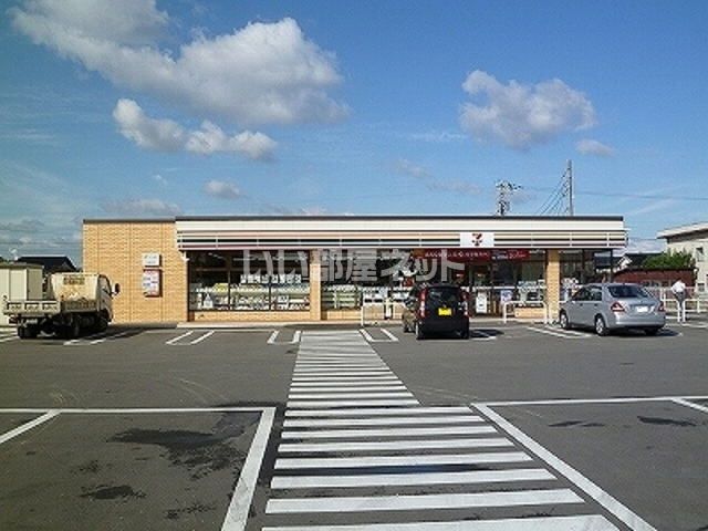 コンビニ　セブンイレブン 高岡下麻生店（コンビニ）まで236m