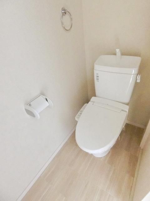 トイレ　★お部屋探しは株式会社タウンハウジング東京まで★