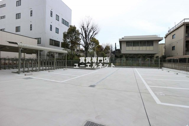 駐車場　敷地内駐車場あり◎