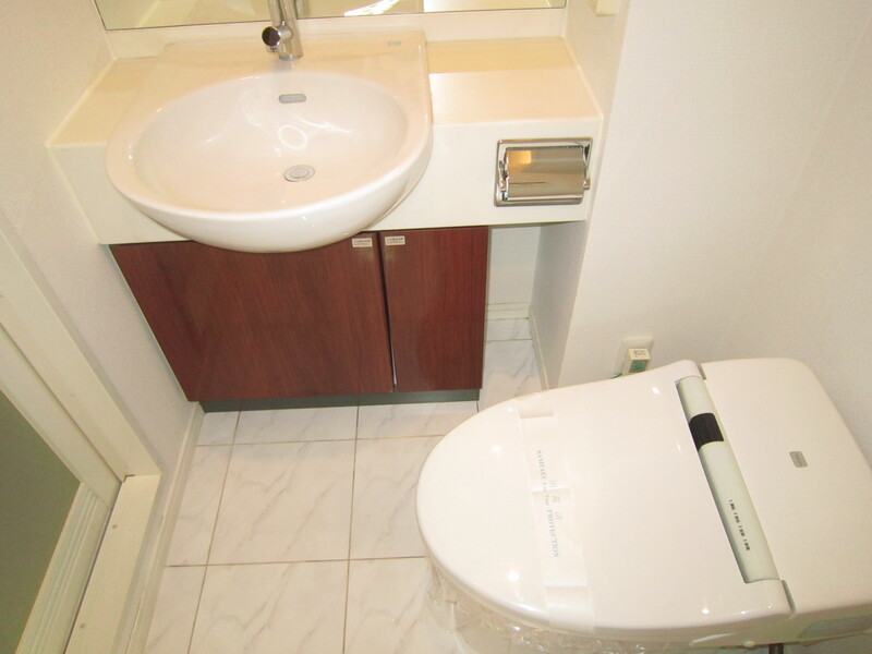 ファーストリアルタワー新宿のトイレ写真