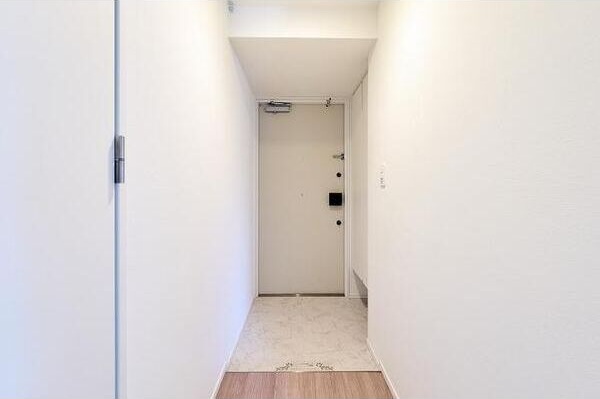 玄関　シンプルで使いやすい玄関です