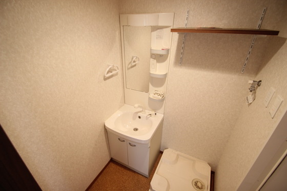 洗面設備　※別部屋の写真です