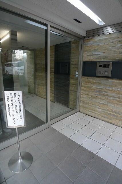 東武東上線 大山駅 徒歩7分 5階建 築19年の外観写真