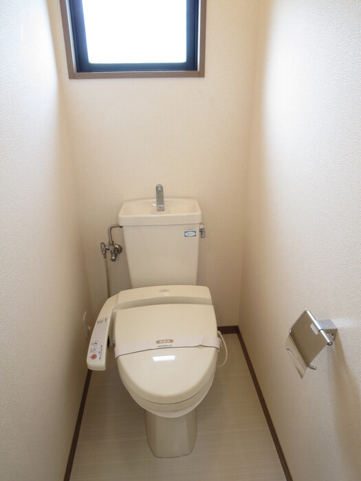 ビューラーやすらぎ B棟のトイレ写真