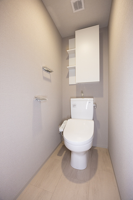 トイレ　※写真は同タイプ住戸です。