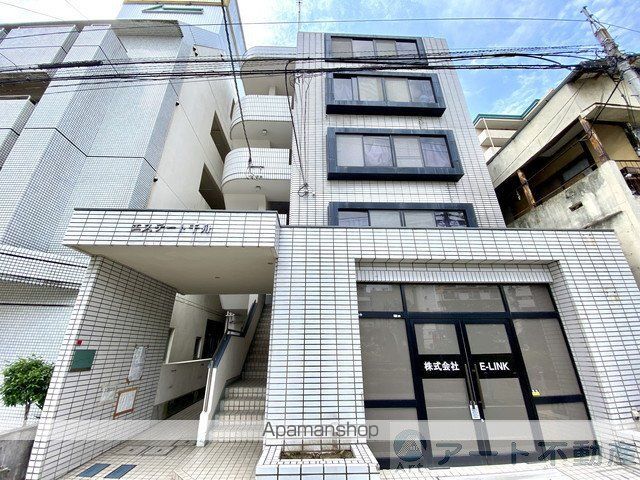 レオパレスエステート千舟の外観写真