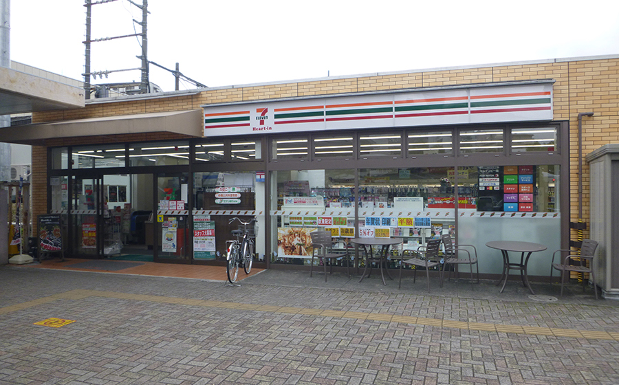 コンビニ　セブンイレブンハートインJR守山駅西口店（コンビニ）まで325m
