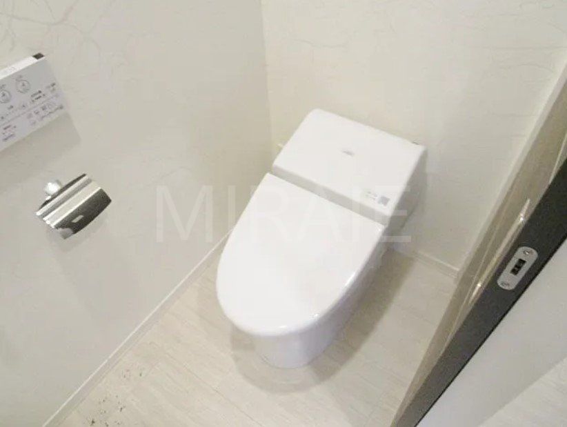 Noir et blancのトイレ写真
