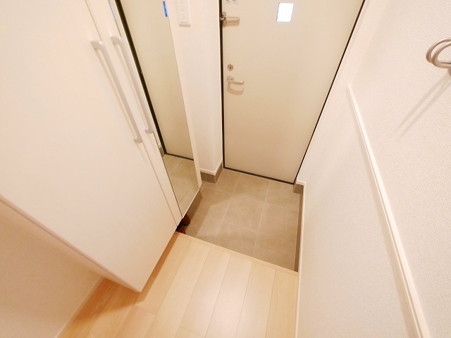 玄関　明るい玄関です
