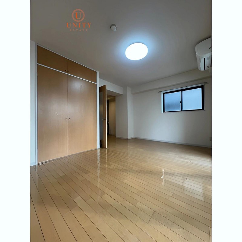 フラット大須の居間写真
