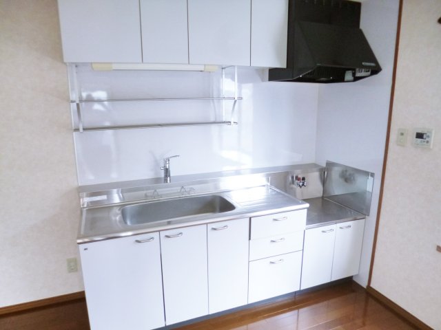 ジュネスIIのキッチン写真