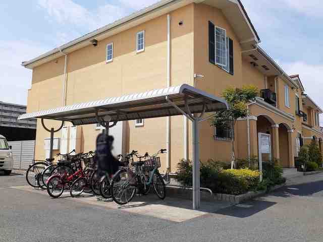 南海泉北線 深井駅 徒歩27分 2階建 築17年の外観写真