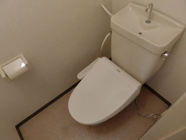 椚田シャンブルのトイレ写真