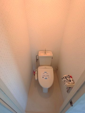 地下鉄今里筋線 瑞光四丁目駅 徒歩2分 5階建 築41年のトイレ写真