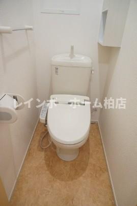 トイレ　コンパクトで使いやすいトイレです