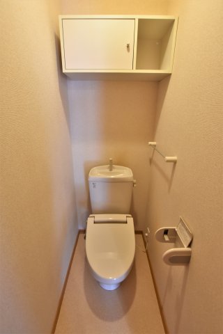 トイレ　清潔感のあるトイレです
