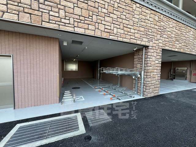 近鉄けいはんな線 長田駅 徒歩5分 9階建 築2年の外観写真