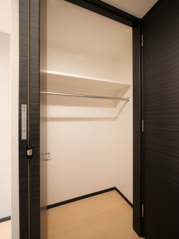 収納　■洋室■クローゼット収納