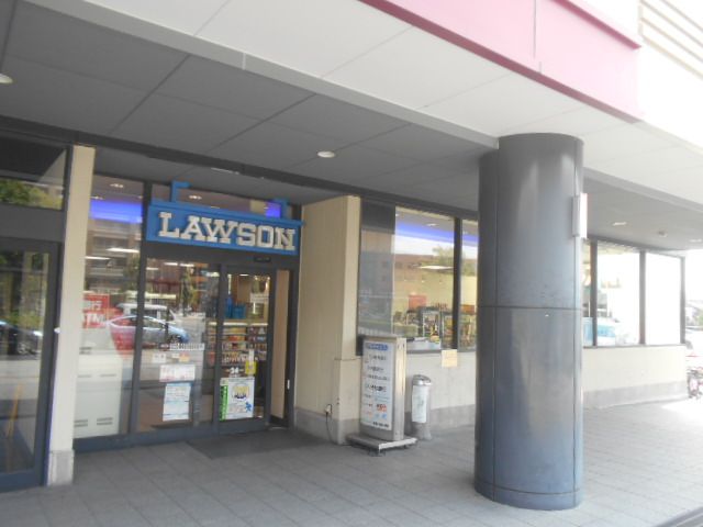 コンビニ　ローソンBiVi京都二条店（コンビニ）まで232m