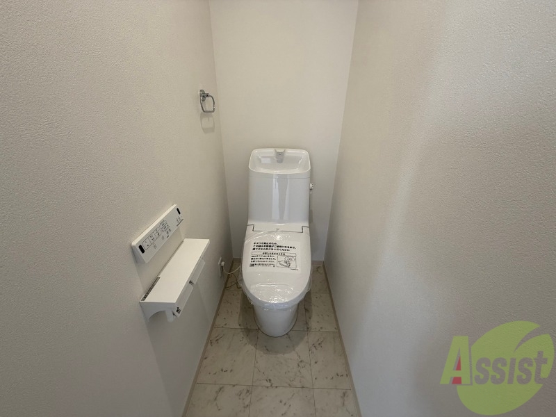 トイレ　ウォシュレット付きトイレはいつでも快適です。