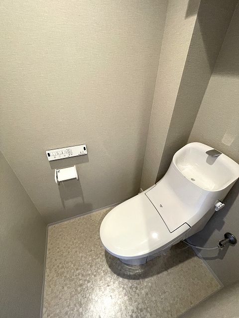 駅近のファミリータイプ MaisonSenkiのトイレ写真