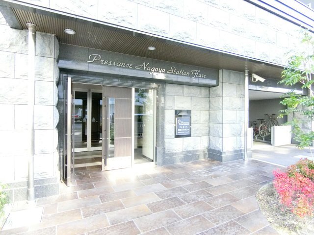 プレサンス名古屋STATIONフレアの外観写真