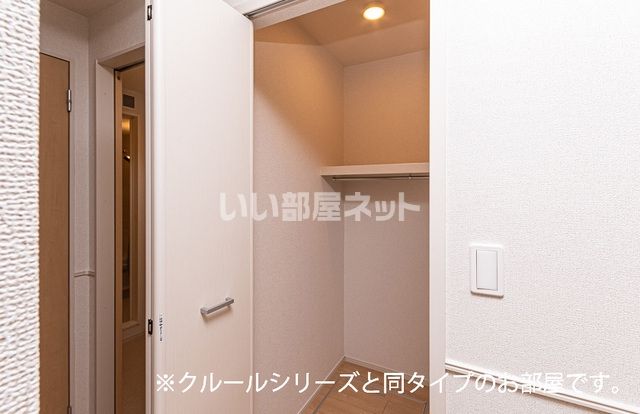 フィールド レジーナ4の内装写真