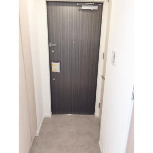 玄関　※写真は同タイプ住戸です。