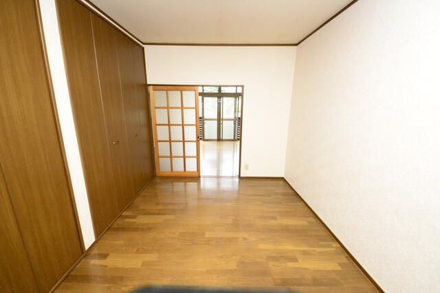 小田急小田原線 海老名駅 バス乗車時間：13分 最寄りバス停で下車 徒歩1分 2階建 築38年のその他写真