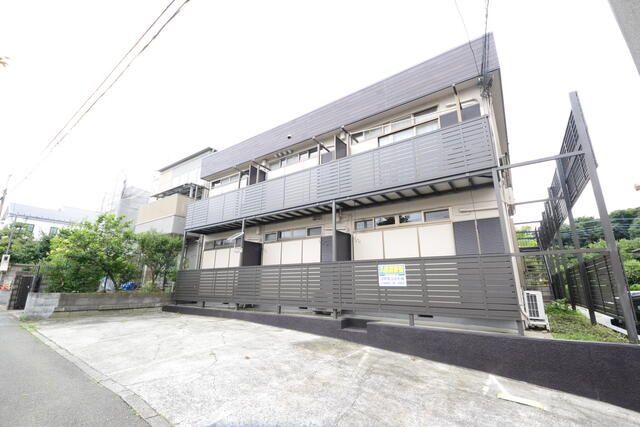 小田急小田原線 海老名駅 バス乗車時間：13分 最寄りバス停で下車 徒歩1分 2階建 築38年の内装写真