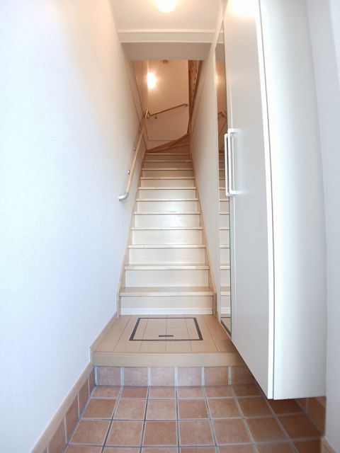 レジデンスひまわりの玄関写真