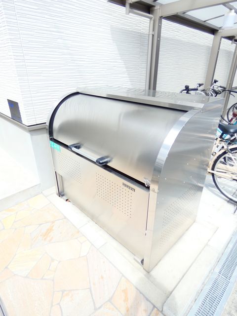 地下鉄谷町線 喜連瓜破駅 徒歩5分 3階建 築9年の外観写真