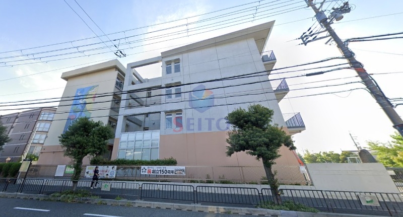 小学校　豊中市立小曽根小学校（小学校）まで645m