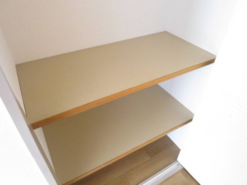 収納　棚