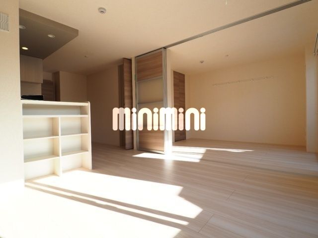 居室・リビング　※別部屋参考写真