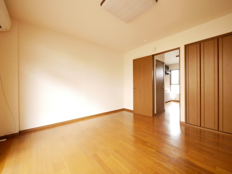 その他部屋・スペース　洋室８帖