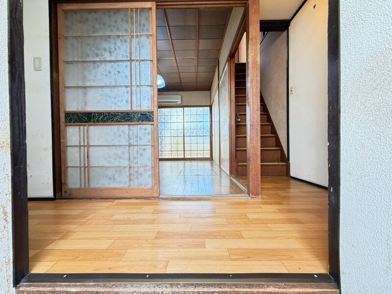 山科区川田中畑町 貸家の玄関写真