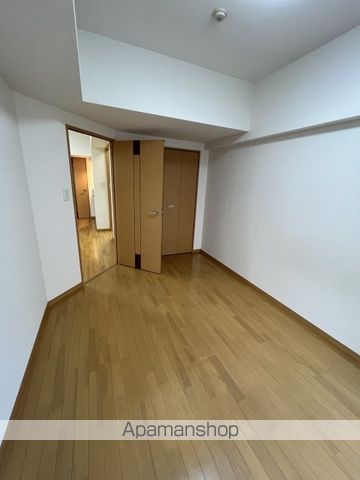 ＪＲ山手線 田端駅 徒歩11分 13階建 築24年の居間写真