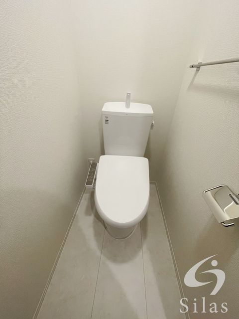京阪本線 樟葉駅 徒歩17分 2階建 築11年のトイレ写真