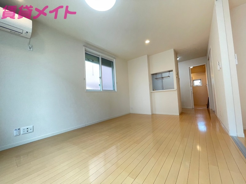 居室・リビング　同タイプ別部屋写真