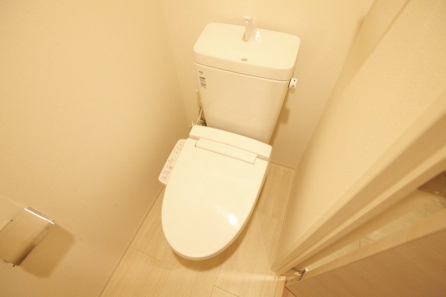 クレストコート新宿山吹町のトイレ写真
