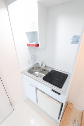 キッチン　同タイプ参考写真です。