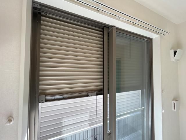 セキュリティ　シャッター雨戸