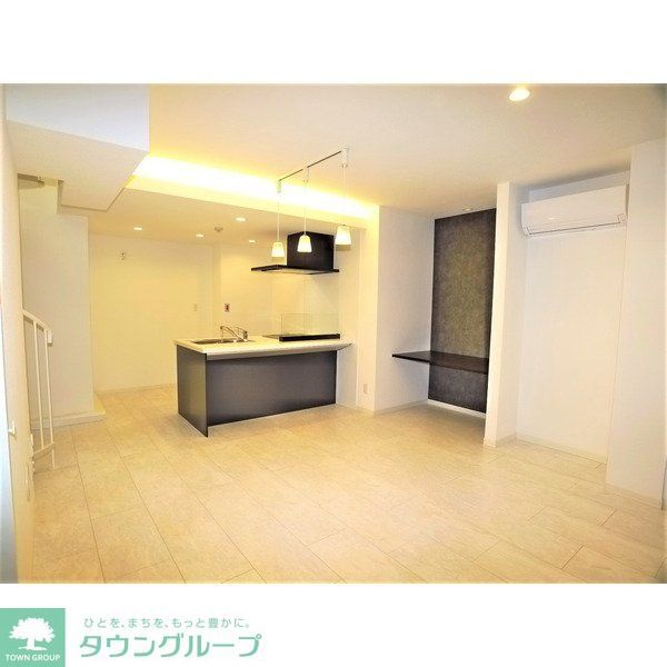 Grandy Villa ohtakanomori IIの居間写真